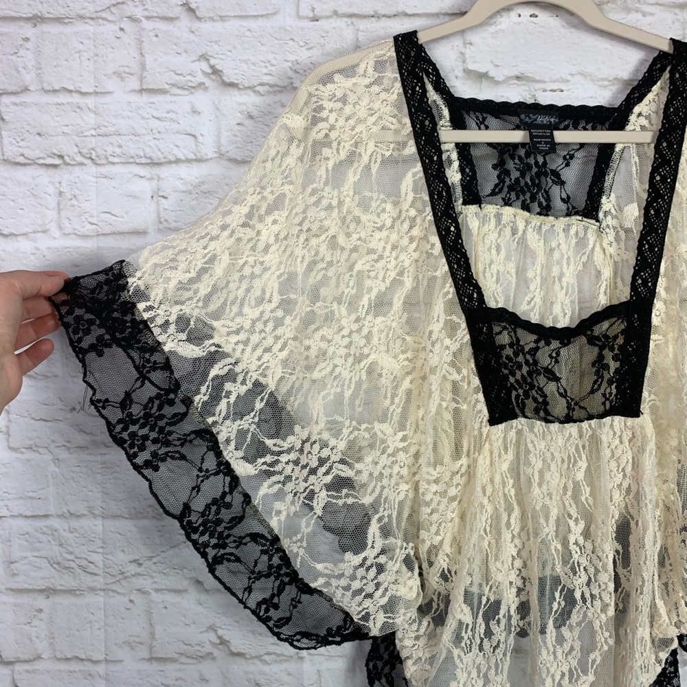 Daytrip Boho Sheer Lace Batwing Dramatic Blouse S - Picture 3 of 7